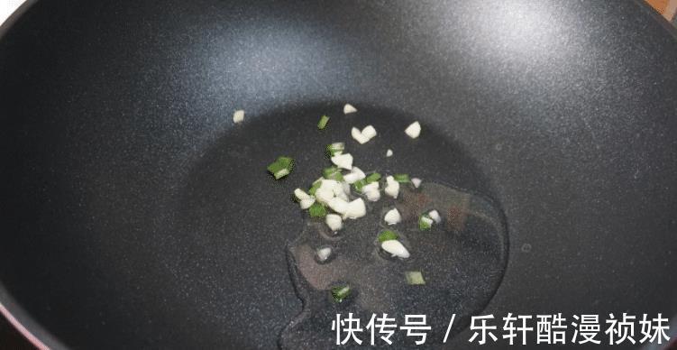 调制|我家夏天常做的下饭菜,高蛋白好消化,成本3块钱,真馋人
