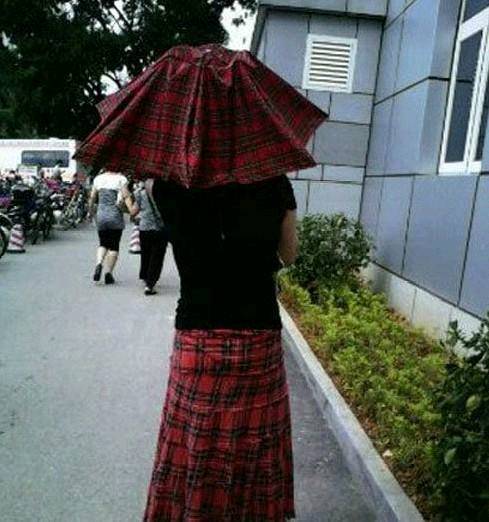 |搞笑图片幽默段子笑话用洗衣粉洗头对身体不好吧,哈哈哈