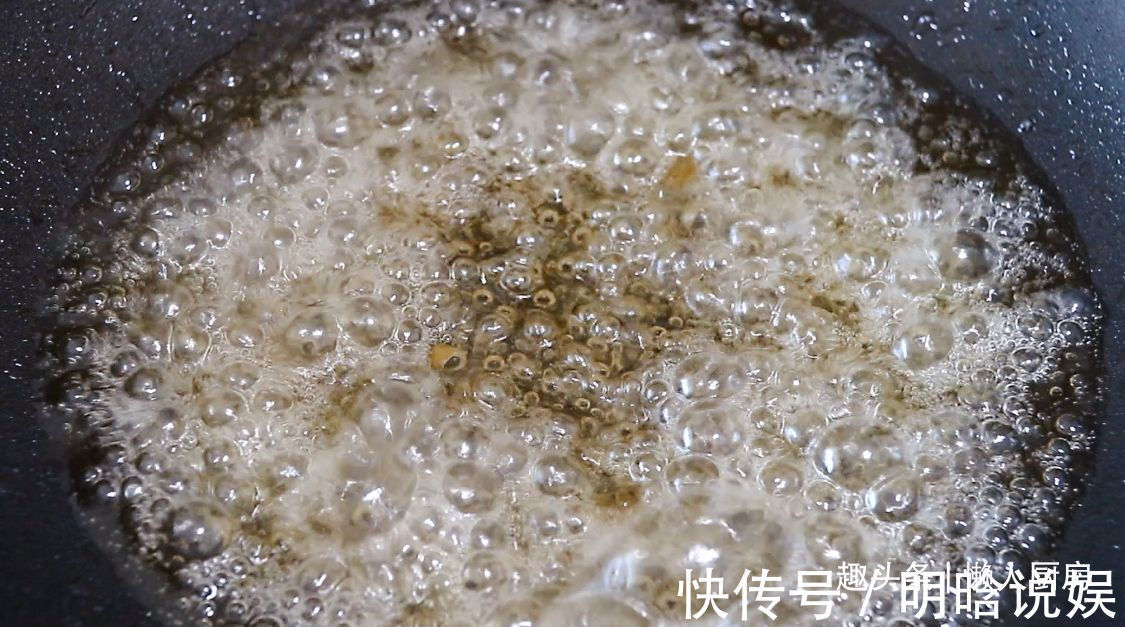 红烧肉|做红烧肉用糖色还是酱油糖色怎么熬,不同糖浆状态,有不同用处