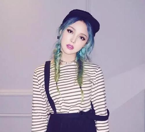 头皮|女生扎头发的时候,不要犯的三个“错误”,难怪发际线越来越高