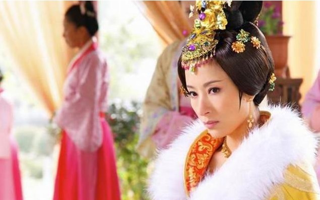 万贞儿却已|她是神一样的女人,四大美女都要为之逊色