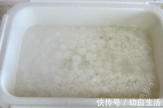 糯米酒|看阿姨晒早餐，她15年不变的模样，我很惊讶：就是这样吃出来的啊