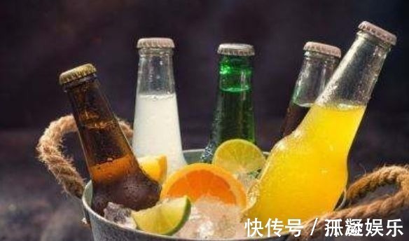 三伏天|三伏天,有一种“出汗”现象,是脑中风前兆,及时检查,莫忽视