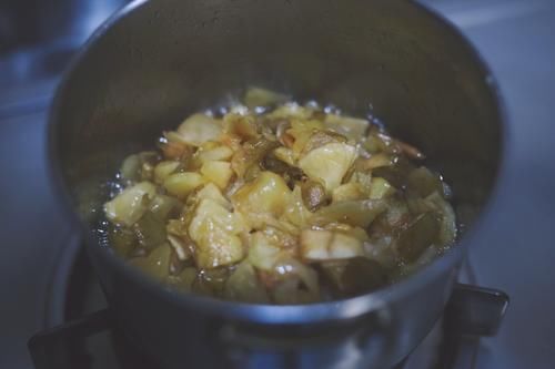 黏稠|苹果果酱黏稠甜香，果肉丰富，自己做的无色素无添加剂，安全放心