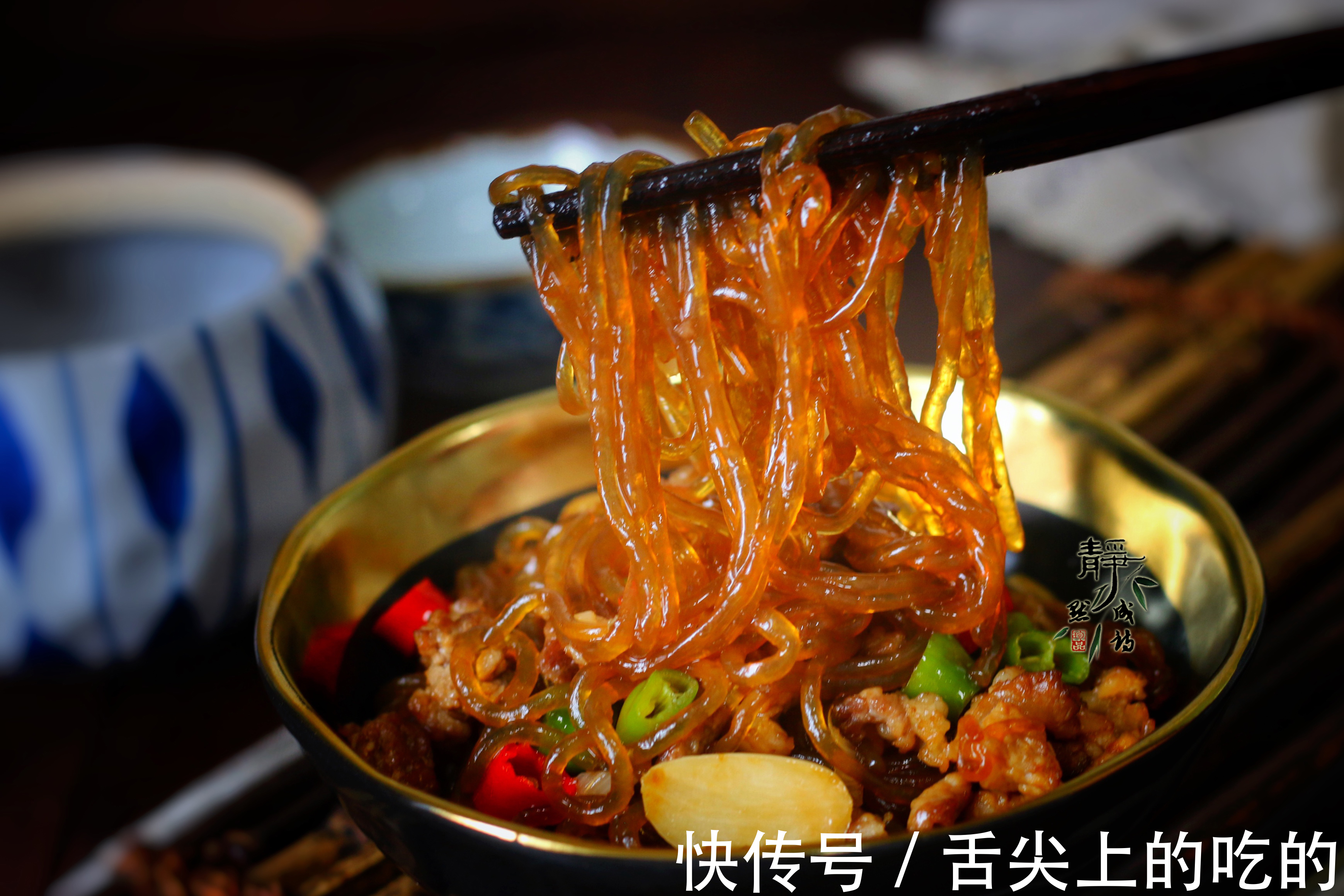 做肉末炒粉条,记住两个关键点,不管放多久,粉条都不粘不坨