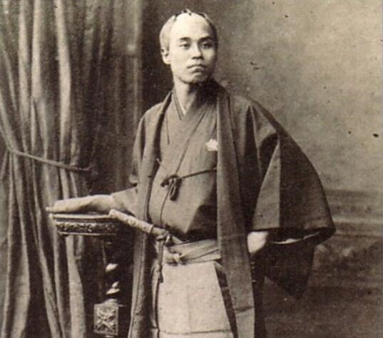 日本万元大钞头像的人物历史故事福泽谕吉的脱亚侵华论