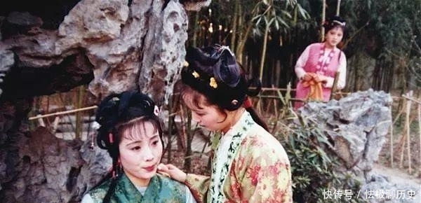 凤姐与黛玉乃是闺蜜,为何在宝钗生日宴上,凤姐却嘲笑黛玉像戏子