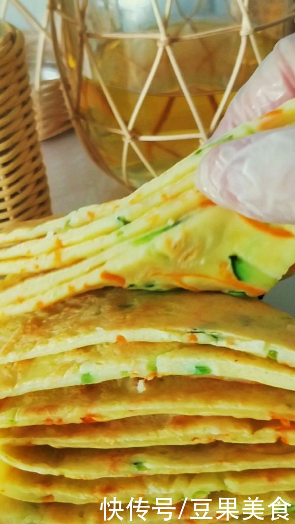 胡萝卜丝|最常吃的家常菜,还属懒人早餐饼最诱人