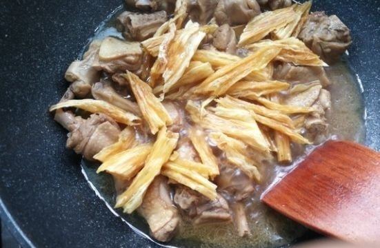 饭店大厨都是这样做这道菜~简单省事！出锅后，竟胜过大鱼大肉！