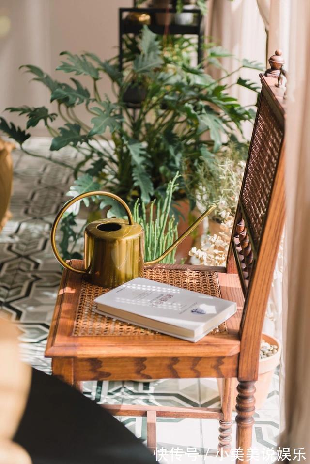 阳台上|90后小姑娘的独居公寓,阳台打造成森林,一个人住也舒服