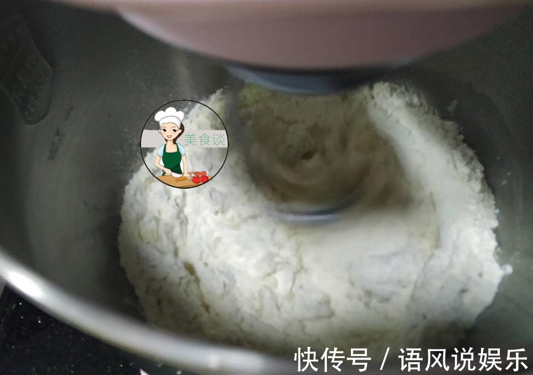 此零食是儿子的最爱，香香脆脆，吃一次馋一次，学会再不用去买了