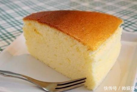 原来用电饭锅也可以做蛋糕,柔软香甜,学会再也不花钱买蛋糕吃了