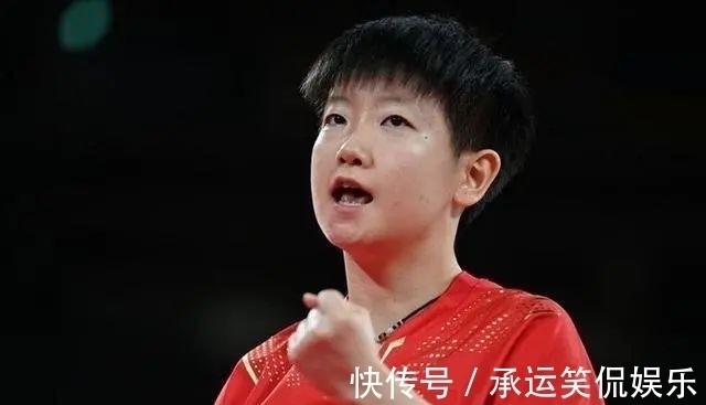 三线|女单丢金,为何人民日报还特意点名表扬孙颖莎?邓亚萍给出答案