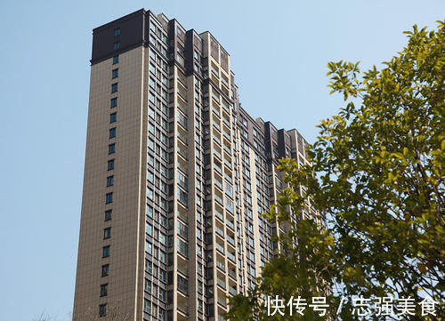 买边|售楼小姐良心建议,牢记买房7字“真言”:买边、买中、买三室