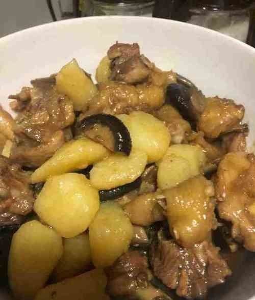 鸡身上最脏的部位,里面含有大量金属,白给都不要,一般人不知道