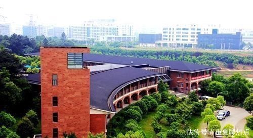 全国民办高校排名第二位于湖北武汉的“文华学院”，多少分能上