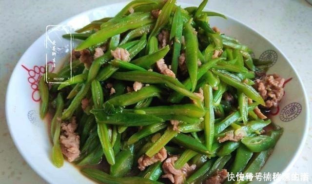 老人|蔬菜中的补钙冠军,钙是鸡肉的7倍,营养易吸收,老人孩子要常吃