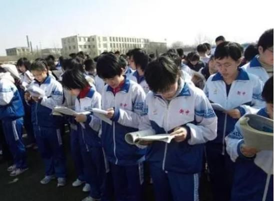 看了“衡水中学学霸的一天”，才知道自己和学霸差的不仅仅是勤奋