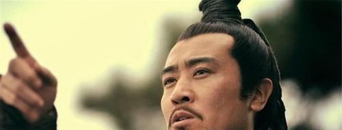 谎称|曹丕称帝之后，刘备为何不去救汉献帝，而是谎称他已经死了？