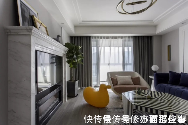 客厅|180平现代风三居室,黑白配的斑马纹茶几是客厅的亮眼的存在