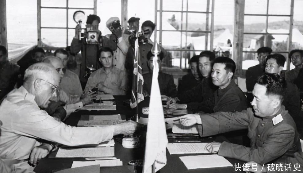 微醺|志愿军回国，总理微醺庆功宴，主席一句话让门外的少将们欢快不已