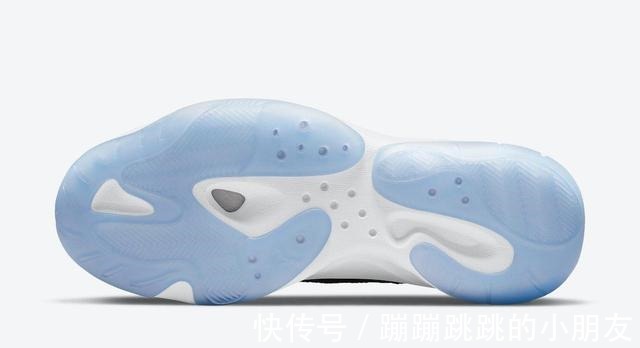 cmft 经典酷灰配色!全新AJ11 Low CMFT即将登场!