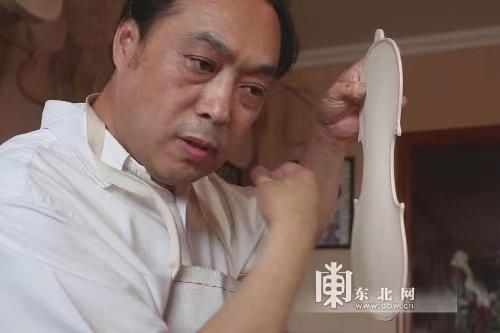 「致敬劳动者」单东岩：提琴制作大师的传承