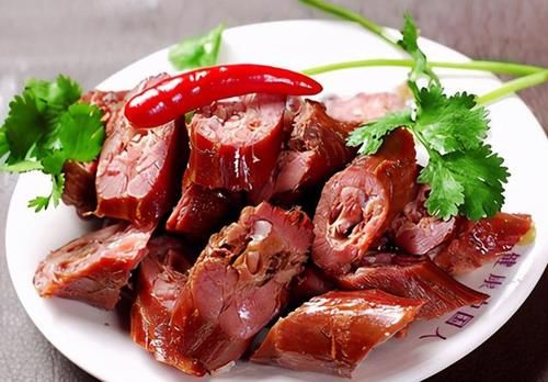 十道麻辣菜品，麻辣鲜香、盘盘美味，过年过节保证让你吃得过瘾