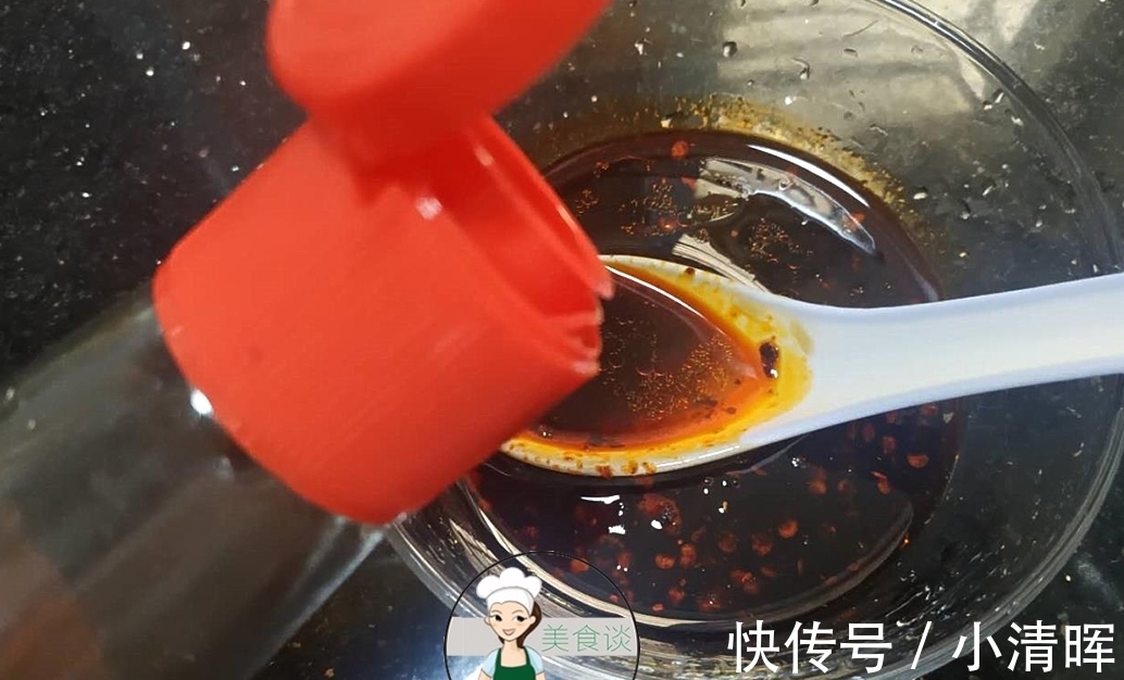 汤汁|夏天就馋黄瓜此吃法,拌一拌3分钟做好,上桌汤汁一滴不剩!特香