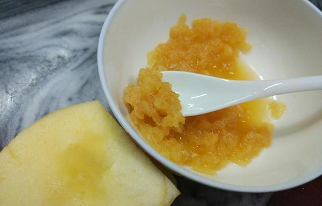 宝妈|这几种水果尽量别给娃吃,尤其是1岁左右的宝宝,辅食添加需谨慎