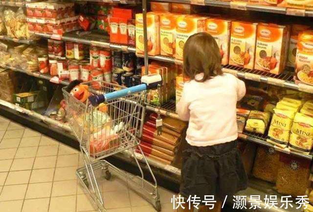 丽丽|“你小孩偷了东西,不信让我们搜身”,妈妈一开口商场人员就放行