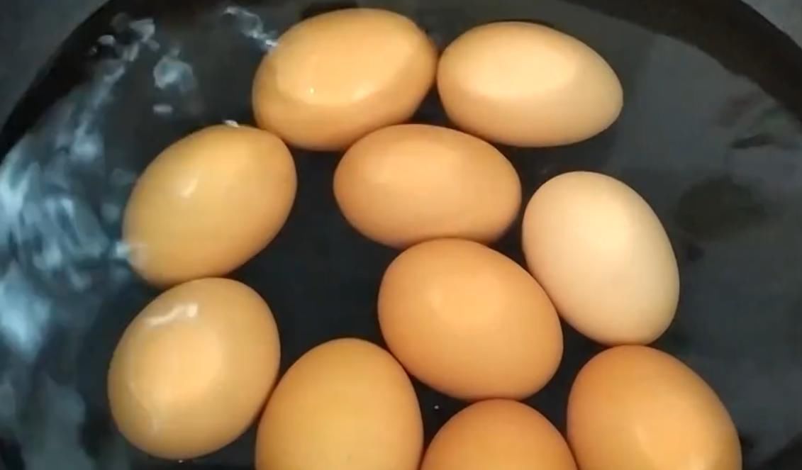 咸香|鸡蛋最美味的吃法,做法简单,咸香入味,好吃到停不下来