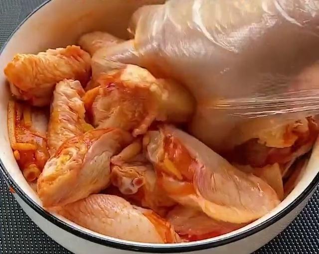 迷上|天寒地冻,孩子们迷上它,鲜嫩多汁,一口一个好过瘾,收藏试试吧