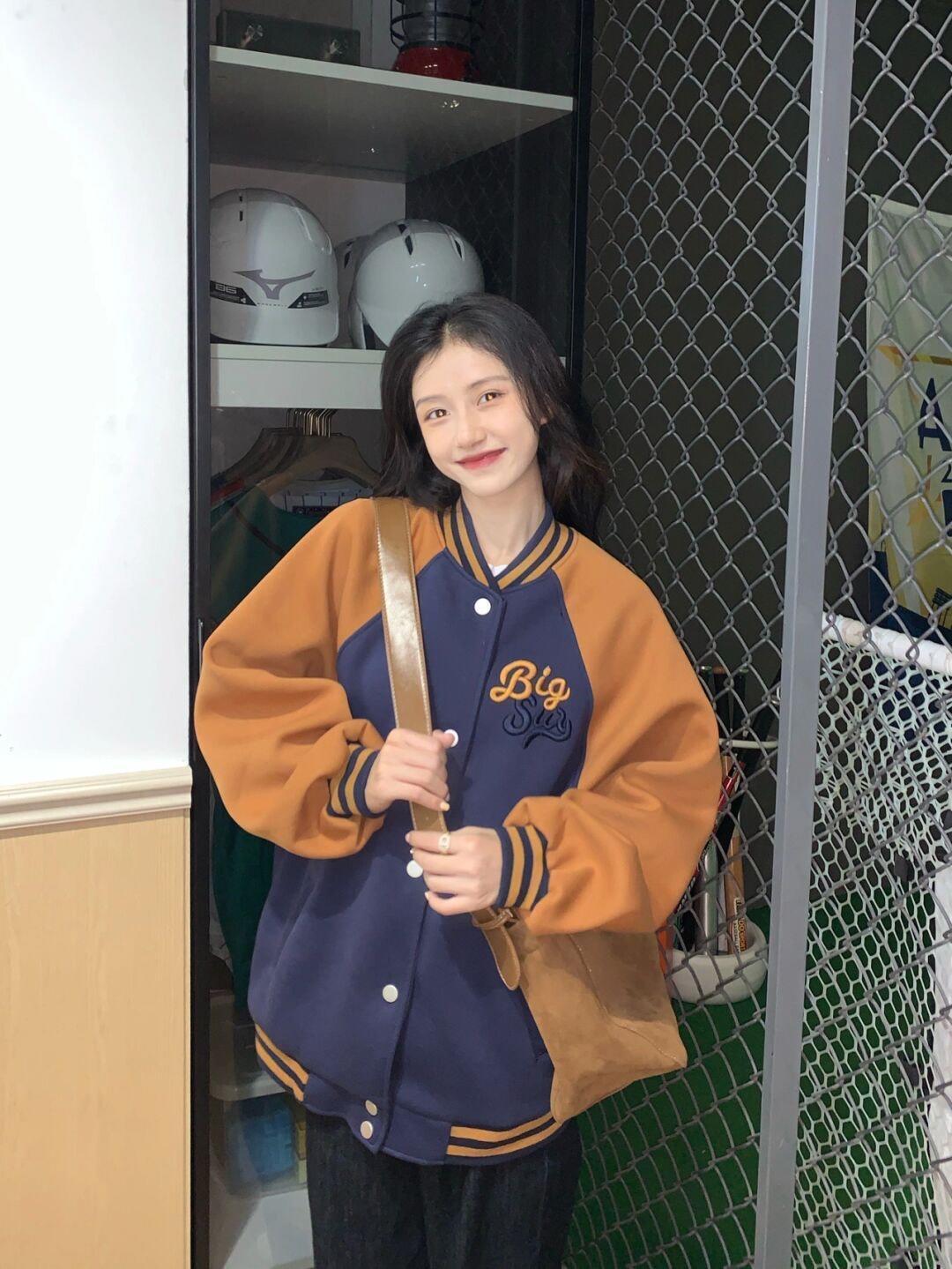 卡通 秋冬想要穿得俏皮又可爱?一定不能错过这件卡通针织衫!