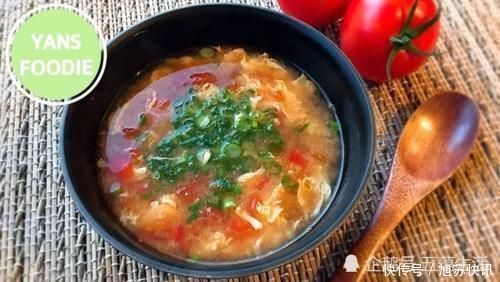 日本名医谈降血糖西红柿加一种调料煮汤喝,美味可口远离高血糖