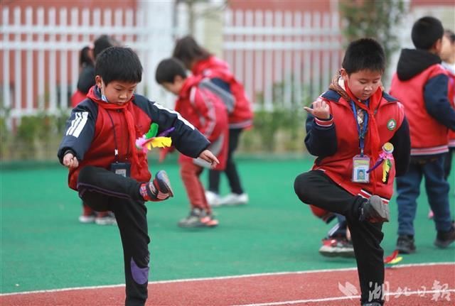 双坝小学|这所近1500名学生的村级小学：“课程套餐”促“双减”多彩活动嗨校园