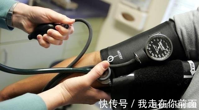 食物|长期服用降压药的人，日常尽量多吃这3种食物，或许有助血压稳定