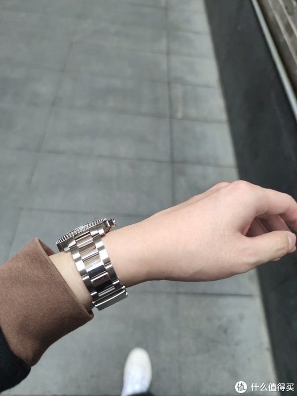 打工人的第一块机械表—浪琴康卡斯