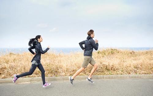 身体素质|8旬老人跑步50年，赤膊能跑10公里，年轻人早起为啥这么难？