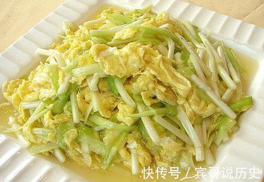 韭黄|男人过了40常吃它,堪称“素生蚝”,一周吃2次,腰不酸腿不疼