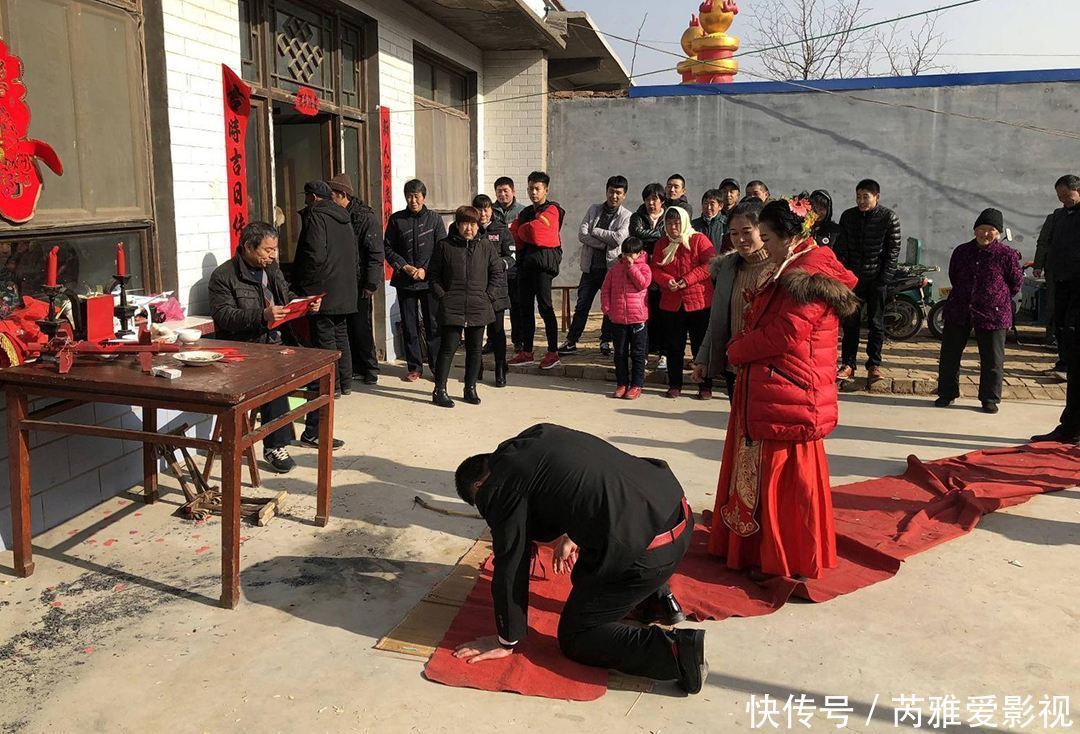 色是刮骨钢刀,无色路断人稀,是什么意思?