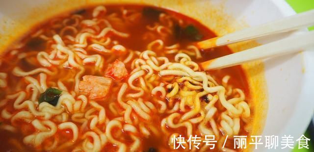 馒头|这6种主食越吃越胖,油条没上榜,每样我都喜欢吃,难怪减肥失败