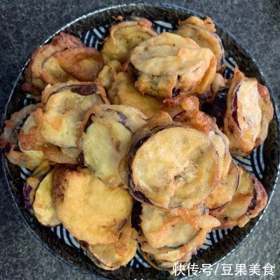 原来外焦里嫩的炸茄盒才是真正的米饭杀手