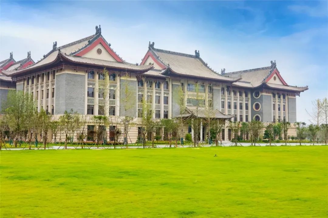 校区|郑州的这所“新大学”，终于来了！