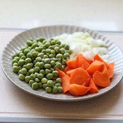 北鼎|土豆火腿焖饭