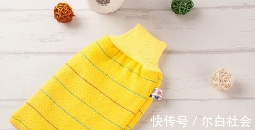 灰尘|搓澡巾不要别扔掉还有用？教你3个小方法，用处还更多