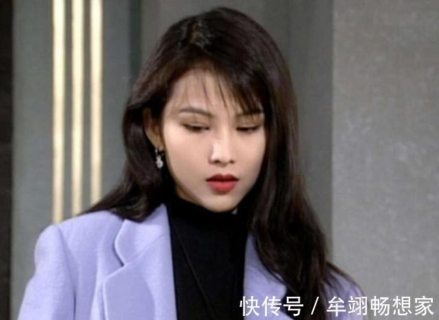 脸宽 不同脸型都有适合的发型,长脸不适合高马尾,圆脸留高发髻超好看