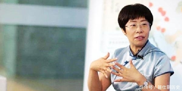 “锄禾日当午”中的“锄禾”，究竟是何意？蒙曼教授差点因此翻车