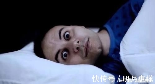 泡水|安眠药“替代品”被找到，睡前喝两口，静心安神，让你沾床就睡