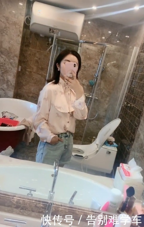 卫生间|美女卫生间拍照，是怕别人不知道你家卫生间好看吗